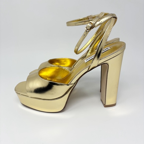 Steve Madden Assured Heels 7 - Picture 3 of 7